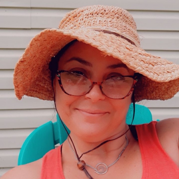 Meet your Posh Ambassador, MacKenzie! - Picture 10 of 15